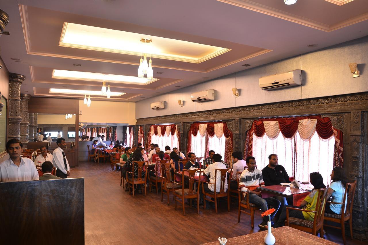 Hotel Maratha Palace,ساتارا المظهر الخارجي الصورة